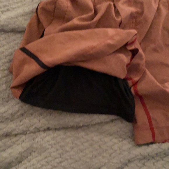 Lulu shorts with liner 9 inches - Picture 2 of 2